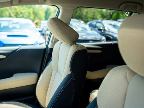 Certified 2025 Subaru Outback Premium image 34