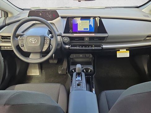 New 2027 Toyota Prius LE FWD image 15
