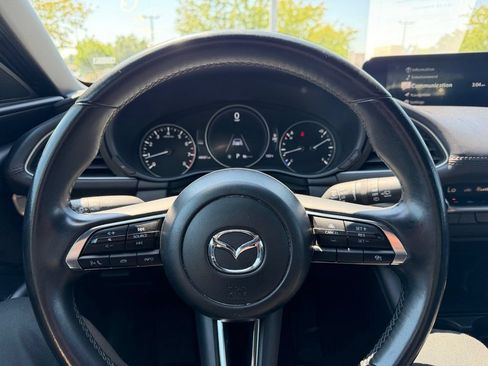 Certified 2025 MAZDA MAZDA3 s Sport FWD image 13
