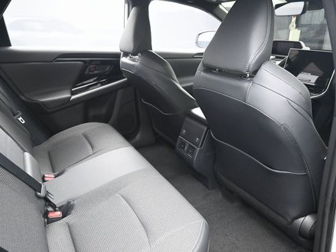 Used 2023 Toyota bZ4X XLE image 32