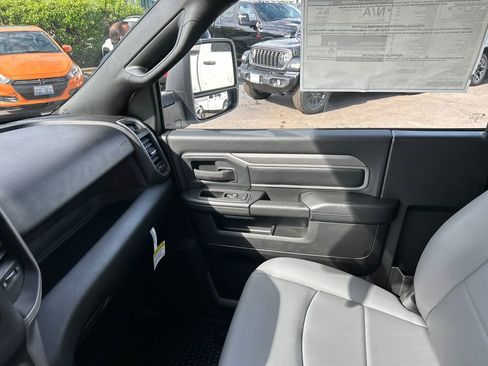 New 2024 RAM 3500 Tradesman image 26