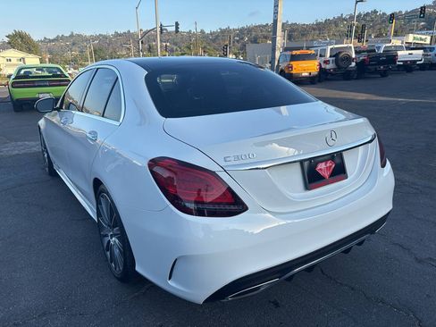 Used 2019 Mercedes-Benz C 300 Sedan image 11
