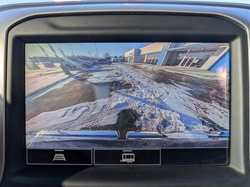 Used 2021 GMC Sierra 1500 Elevation w/ Preferred Package image 23