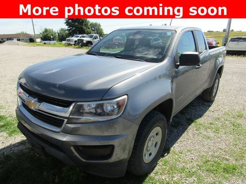 Used 2018 Chevrolet Colorado W/T RWD image 1