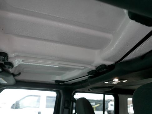 Used 2021 Jeep Wrangler Unlimited Rubicon 4xe w/ Cold Weather Group image 29