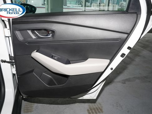 Used 2023 Honda Accord LX image 15