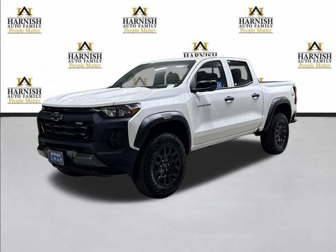 New 2026 Chevrolet Colorado Trail Boss AWD/4WD image 1