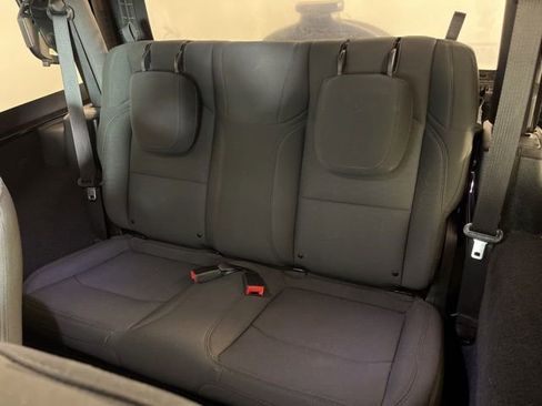 Used 2020 Jeep Wrangler Sport image 34