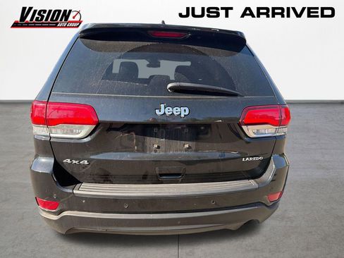Used 2021 Jeep Grand Cherokee Laredo AWD/4WD image 5