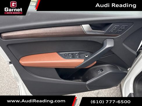 Used 2023 Audi Q5 2.0T Premium w/ Convenience Package AWD/4WD image 11