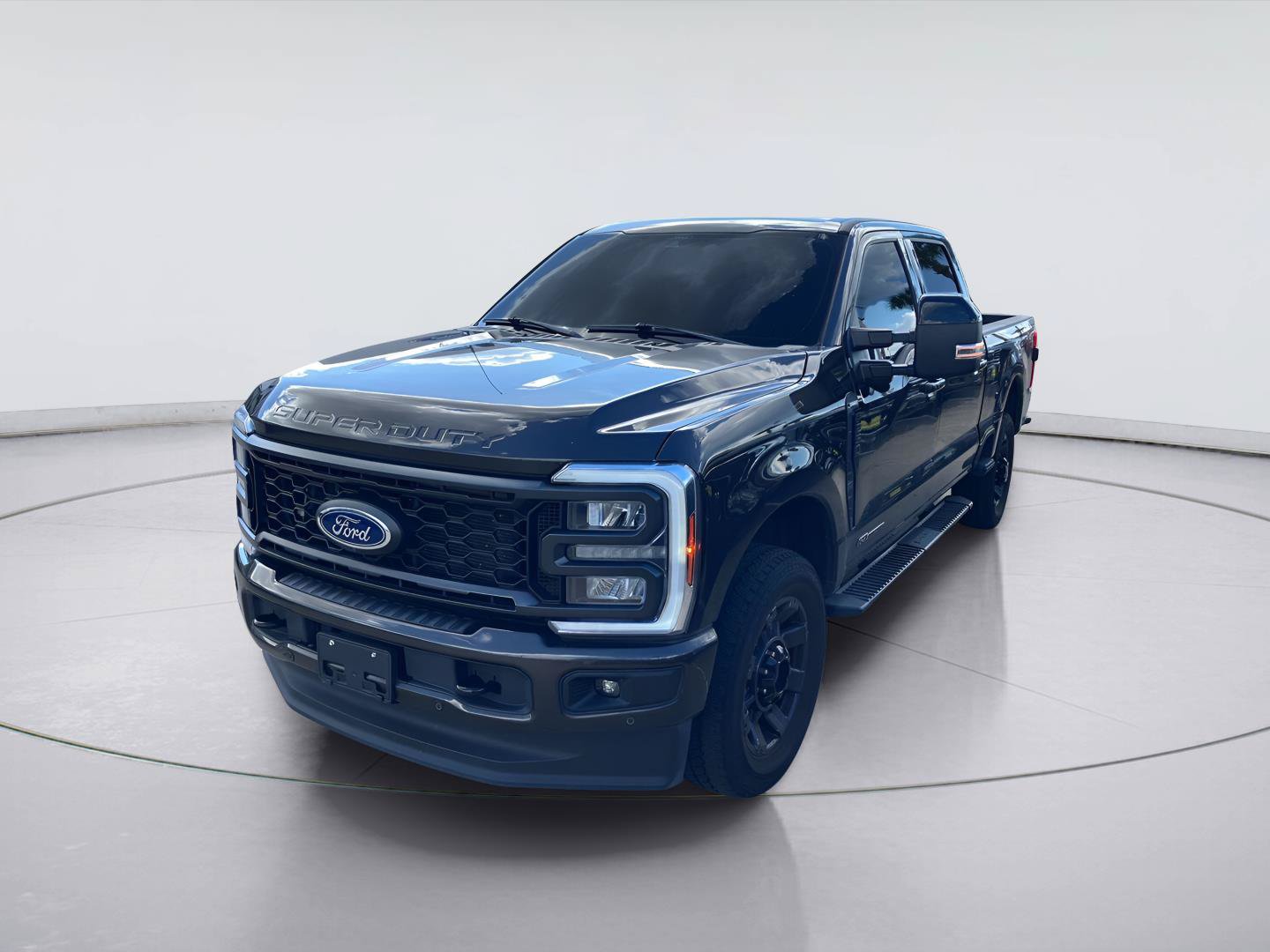 Used 2024 Ford F250 Lariat w/ Lariat Ultimate Package AWD/4WD image 1