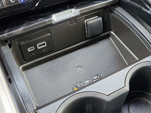 Used 2023 GMC Yukon Denali image 21