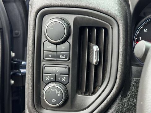 Used 2021 Chevrolet Silverado 1500 W/T w/ WT Value Package AWD/4WD image 19