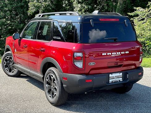 New 2025 Ford Bronco Sport Outer Banks w/ Outer Banks Tech Package+ AWD/4WD image 3