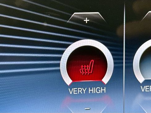 Used 2024 BMW 330i xDrive Sedan image 18