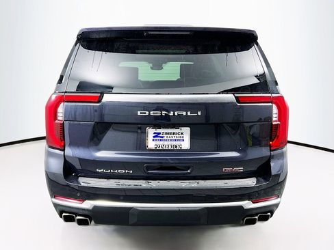New 2026 GMC Yukon Denali w/ Denali Reserve Package AWD/4WD image 6