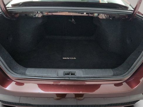 Used 2022 Nissan Sentra SV image 24