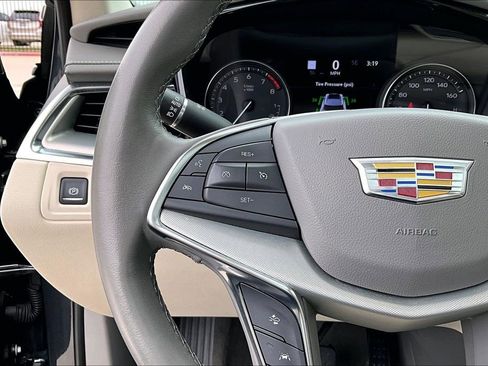 Used 2023 Cadillac XT5 Premium Luxury w/ Technology Package image 25