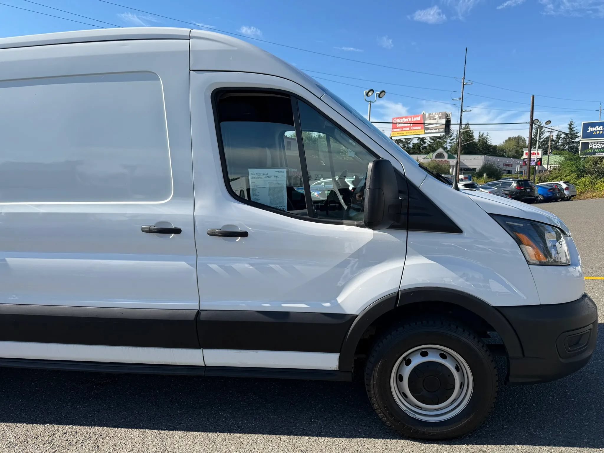Used 2023 Ford Transit 250 Medium Roof RWD image 5