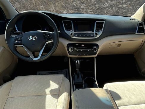 Used 2017 Hyundai Tucson SE image 14
