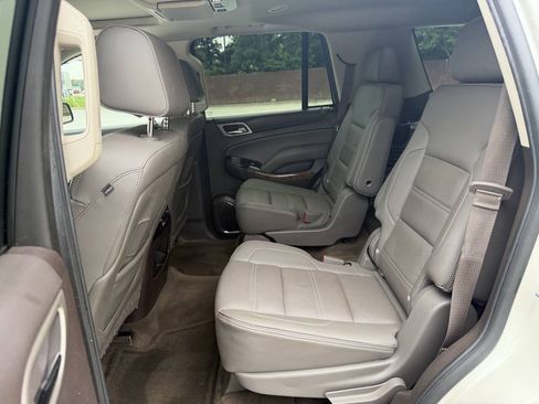 Used 2015 GMC Yukon Denali w/ Premium Package AWD/4WD image 8