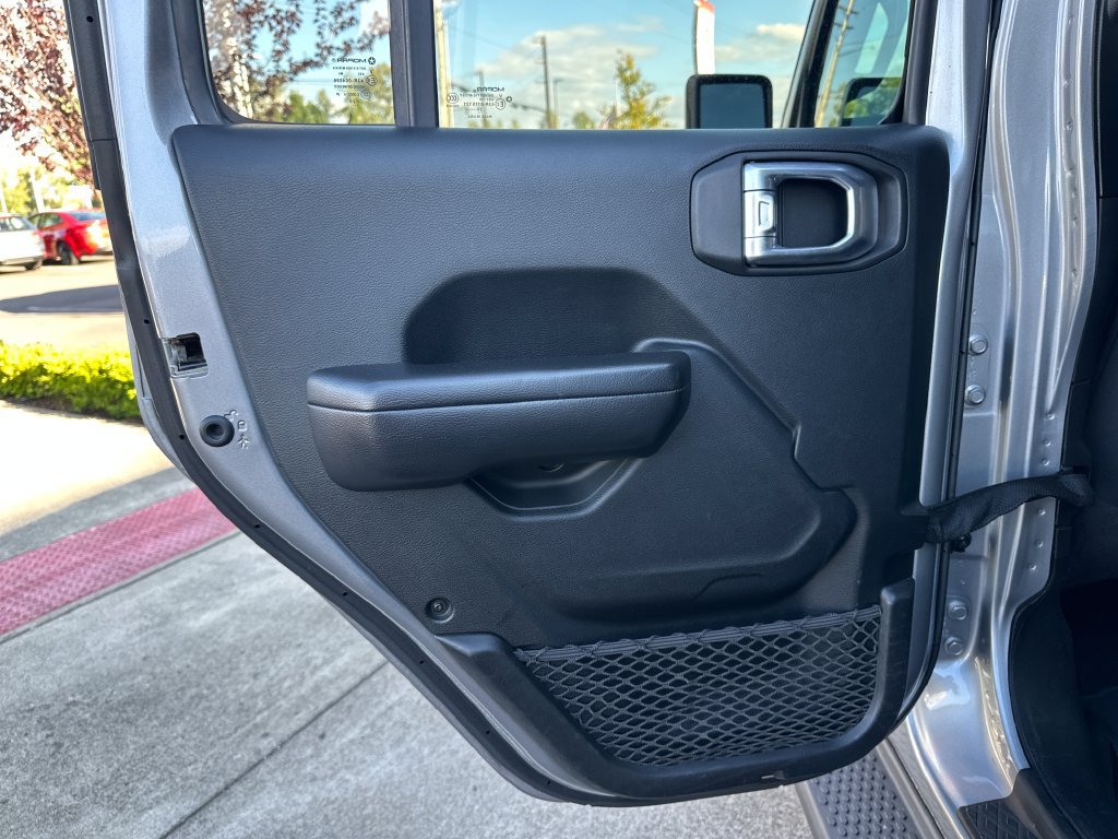 Used 2020 Jeep Wrangler Unlimited Sport AWD/4WD image 13