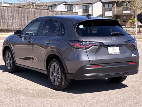 Certified 2026 Honda HR-V LX image 4
