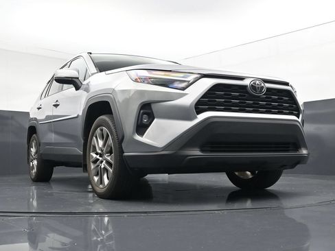 Used 2023 Toyota RAV4 XLE Premium AWD/4WD image 29