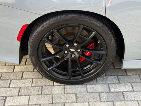 Used 2022 Dodge Charger Scat Pack w/ Dynamics Package RWD image 40