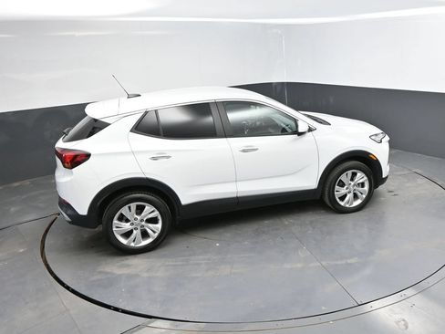 Used 2025 Buick Encore GX Preferred AWD/4WD image 33