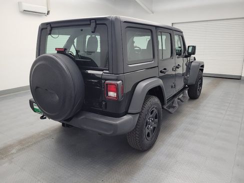 Used 2018 Jeep Wrangler Unlimited Sport AWD/4WD image 9