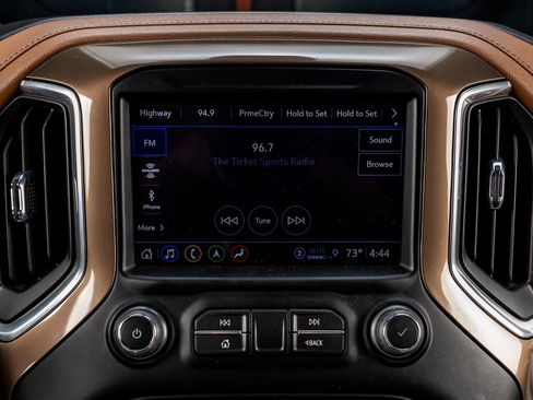 Used 2023 Chevrolet Silverado 3500 High Country image 25