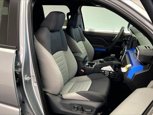 New 2025 Toyota Tacoma TRD Sport image 9