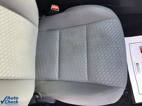 Used 2022 Toyota Tacoma SR image 21