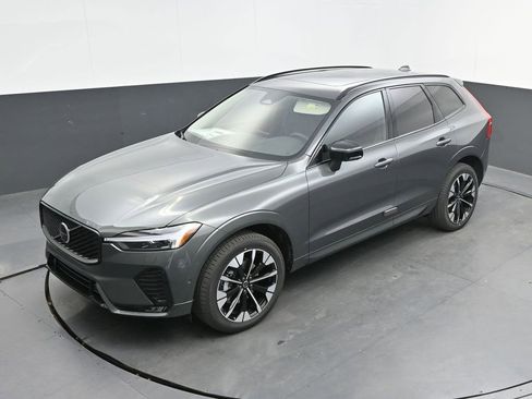 New 2026 Volvo XC60 B5 Plus w/ Climate Package AWD/4WD image 23