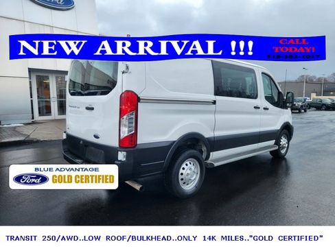 Used 2023 Ford Transit 250 Low Roof AWD w/ Exterior Upgrade Package image 4