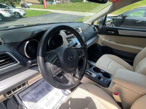 Used 2016 Subaru Outback 2.5i Premium AWD/4WD image 18