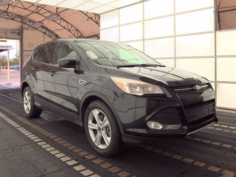 Used 2014 Ford Escape SE FWD image 4