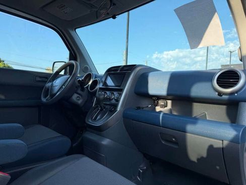 Used 2004 Honda Element EX image 15