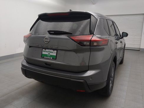 Used 2024 Nissan Rogue S FWD image 7