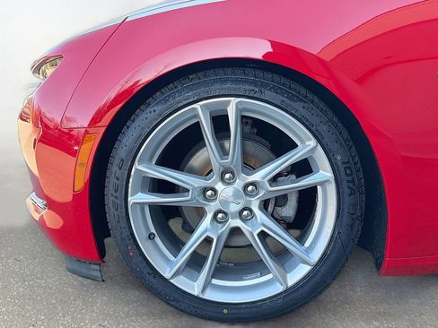 Used 2019 Chevrolet Camaro LT w/ RS Package image 41