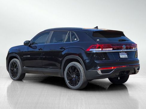 Used 2024 Volkswagen Atlas Cross Sport SE AWD/4WD image 7