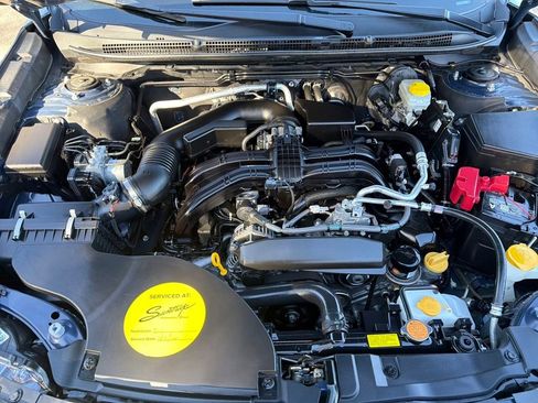 Used 2025 Subaru Outback Onyx Edition image 36