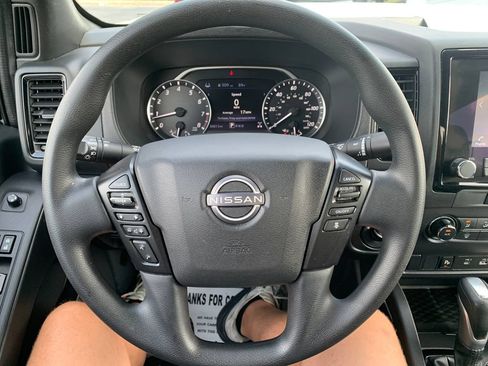 Used 2023 Nissan Frontier SV w/ Midnight Edition Package AWD/4WD image 4