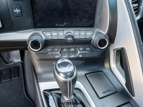 Used 2019 Chevrolet Corvette Stingray Coupe w/ Carbon Flash Badge Package image 58