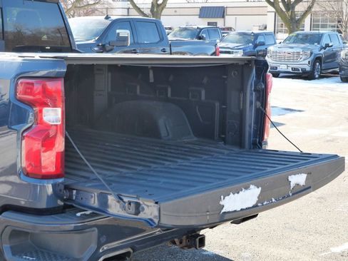 Used 2019 Chevrolet Silverado 1500 High Country image 14