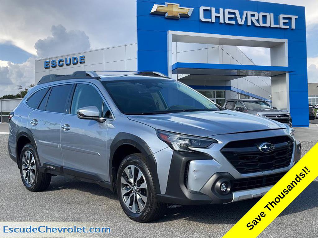 Used 2023 Subaru Outback Touring AWD/4WD image 1