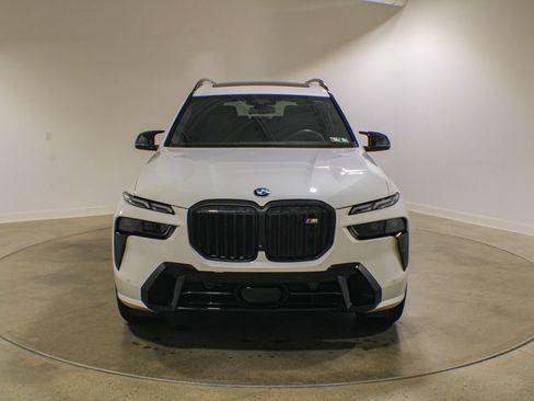 Used 2026 BMW X7 M60i AWD/4WD image 2