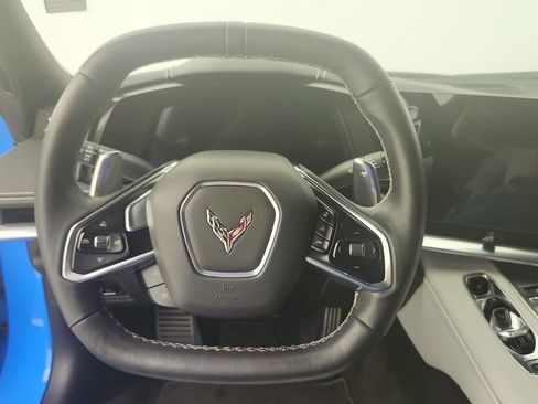 Used 2023 Chevrolet Corvette Stingray Preferred Conv w/ Z51 Performance Package RWD image 18