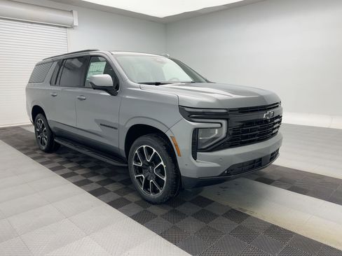 New 2026 Chevrolet Suburban RST w/ Sun And Tow Package image 7